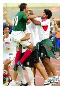 011111rt_fm_mexico_07.jpg